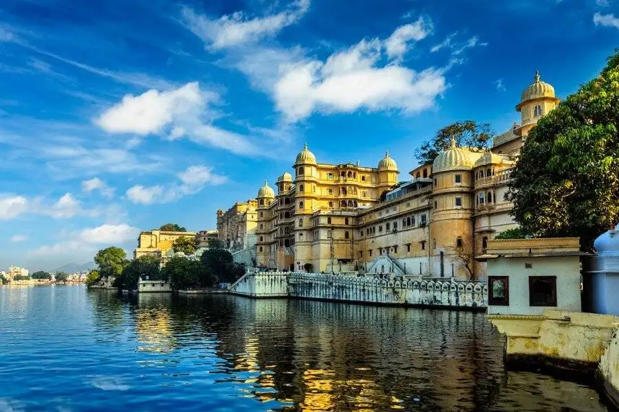 udaipur city palace view